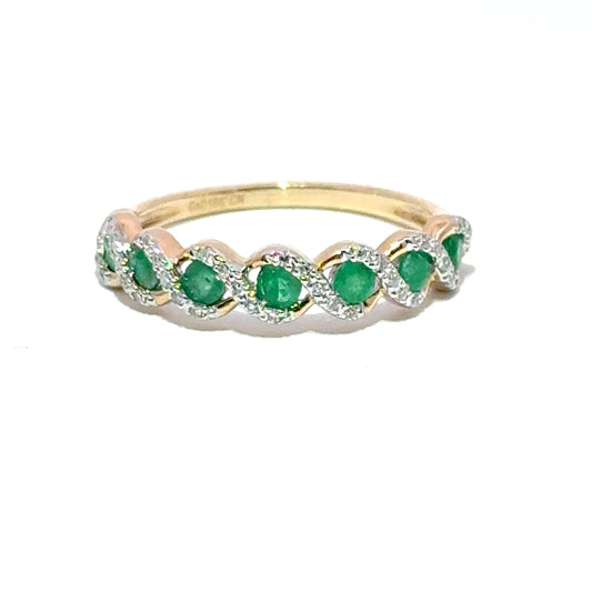 Exquisite yellow gold multistone ring