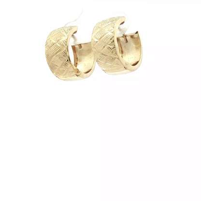 EARRING