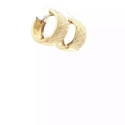 EARRING