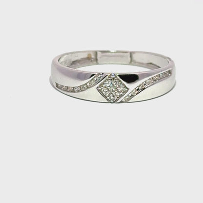 Exquisite white gold trio ring set